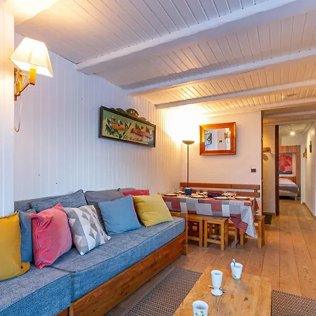 4 Pieces Avec Balcon, Wifi Et Parking Couvert *